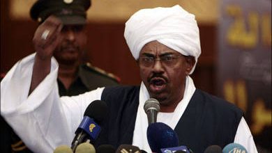 نقل الرئيس السابق عمر البشير إلى مستشفى السلاح الطبي لتلقي العلاج بعد إصابته بفيروس كورونا 4 المسار نيوز نقل الرئيس السابق عمر البشير إلى مستشفى السلاح الطبي لتلقي العلاج بعد إصابته بفيروس كورونا
