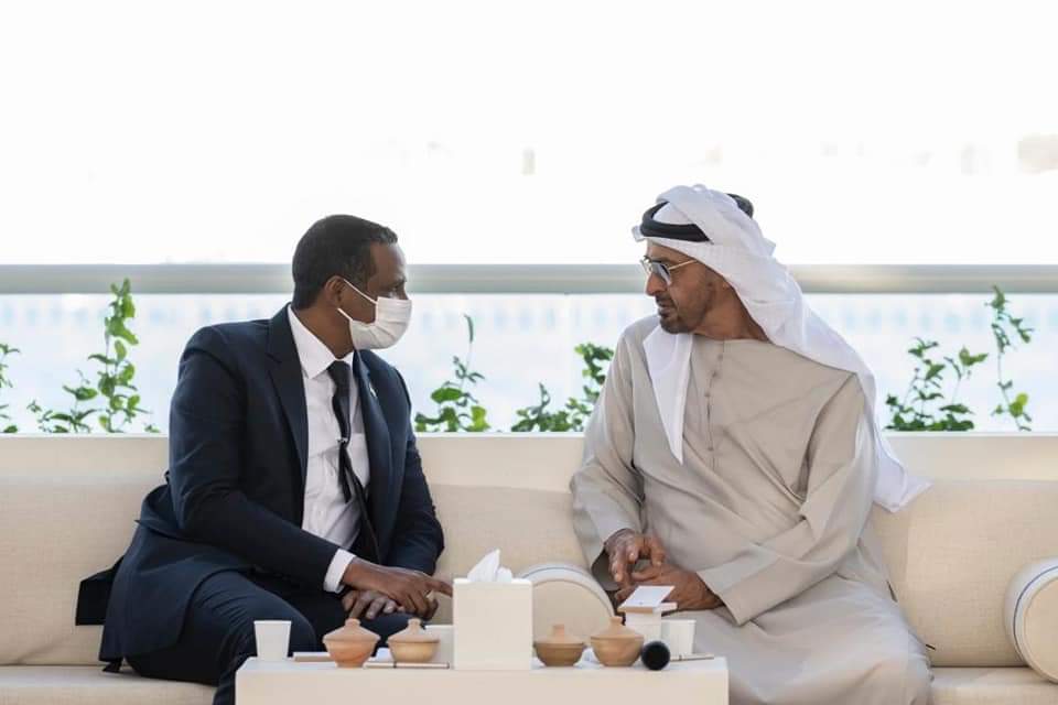 دقلو ومحمد بن زايد يبحثان بأبوظبي العلاقات الثنائية وعددا من القضايا الإقليمية والدولية المشتركة 2 المسار نيوز دقلو ومحمد بن زايد يبحثان بأبوظبي العلاقات الثنائية وعددا من القضايا الإقليمية والدولية المشتركة