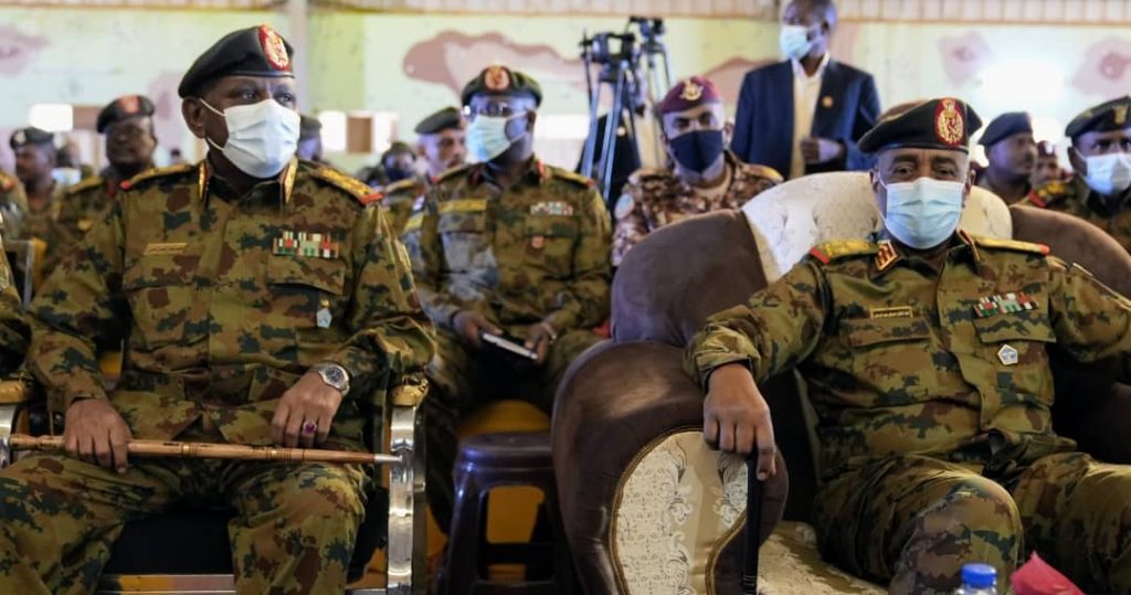 <em>القائد العام للقوات المسلحة : يتفقد منطقة وادي سيدنا العسكرية</em> 2 المسار نيوز <em>القائد العام للقوات المسلحة : يتفقد منطقة وادي سيدنا العسكرية</em>