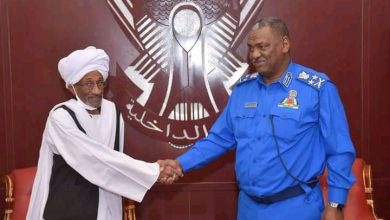 وزير الداخلية المكلف يلتقى ناظر عموم البنى عامر اللقاء يبحث تطوير وتوفير الخدمات الشرطية بولاية كسلا. 4 المسار نيوز وزير الداخلية المكلف يلتقى ناظر عموم البنى عامر اللقاء يبحث تطوير وتوفير الخدمات الشرطية بولاية كسلا.