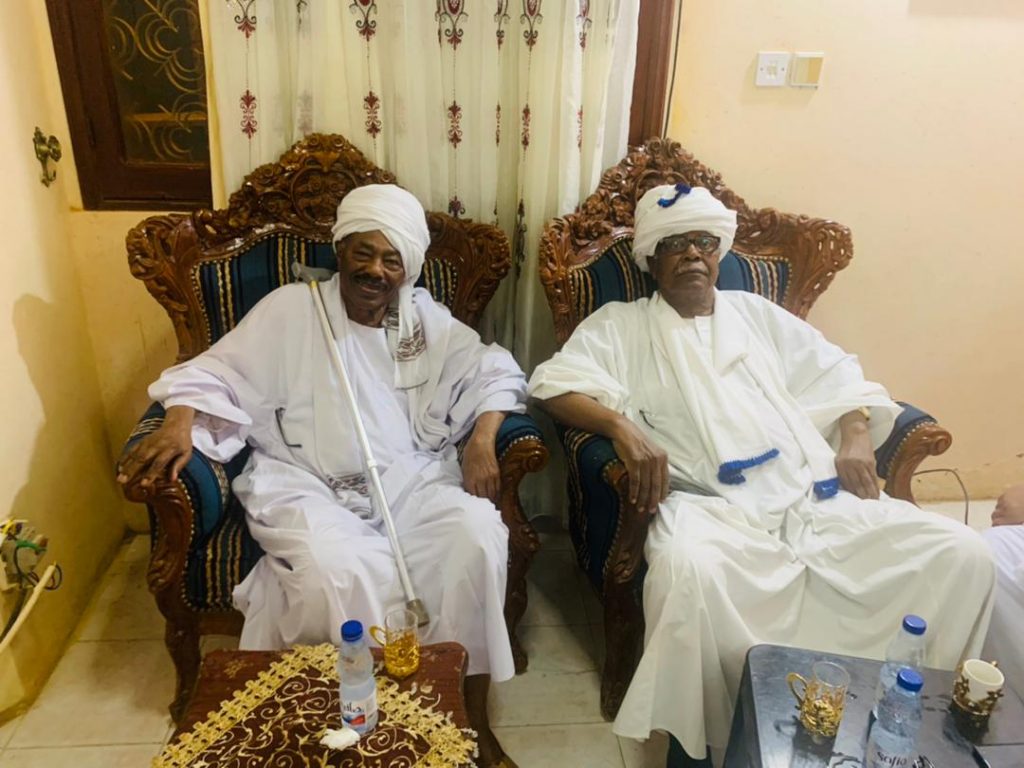 لقاء الامة القومي والاتحادي الأصليوماً تاريخياً في المشهد السياسي السوداني يجمع الكبار ،حزباً وقيادتاً. 2 المسار نيوز لقاء الامة القومي والاتحادي الأصليوماً تاريخياً في المشهد السياسي السوداني يجمع الكبار ،حزباً وقيادتاً.