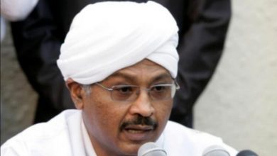 مبارك المهدي يؤكد فشل الاليه الثلاثية وفولكر وتحركات لتشكيل حكومة. 6 المسار نيوز مبارك المهدي يؤكد فشل الاليه الثلاثية وفولكر وتحركات لتشكيل حكومة.