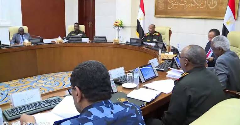قرارات لمجلس الأمن والدفاع بخصوص أحداث النيل الأزرق. 1 المسار نيوز قرارات لمجلس الأمن والدفاع بخصوص أحداث النيل الأزرق.