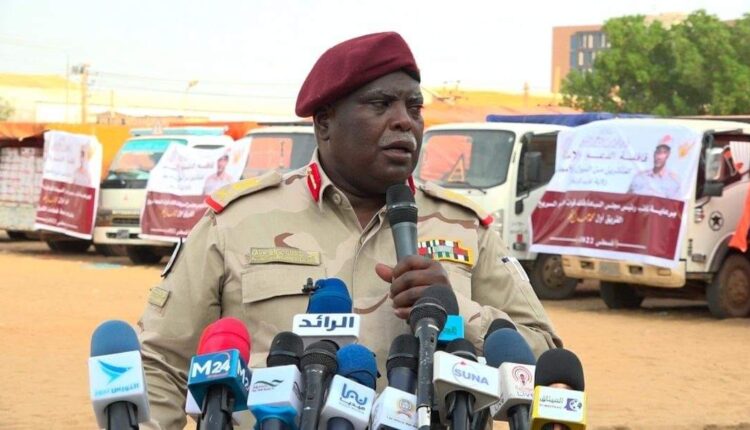 قوات الدعم السريع تدشن قافلة مساعدات للمتأثرين بالسيول بعدد من الولايات. 1 المسار نيوز قوات الدعم السريع تدشن قافلة مساعدات للمتأثرين بالسيول بعدد من الولايات.