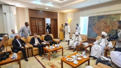 خلال لقائه بفولكر :<br>الشيخ الطيب الجد يشدد على اعتراضهم على انحراف البعثة الأممية عن مسارها<br>خاص : المرصد السوداني 2 المسار نيوز خلال لقائه بفولكر :<br>الشيخ الطيب الجد يشدد على اعتراضهم على انحراف البعثة الأممية عن مسارها<br>خاص : المرصد السوداني