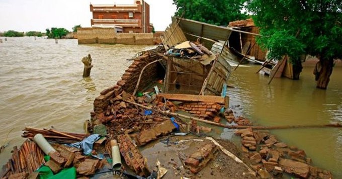 وزير التنمية الاجتماعية : تضرر (43) ألف منزل بسبب السيول. 1 المسار نيوز وزير التنمية الاجتماعية : تضرر (43) ألف منزل بسبب السيول.
