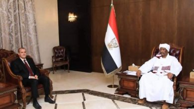 البرهان يتلقى دعوة المشاركة في القمة العربية. 5 المسار نيوز البرهان يتلقى دعوة المشاركة في القمة العربية.