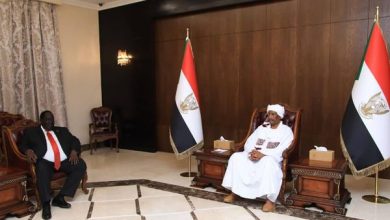 البرهان يناقش مع مستشار سلفا كير عدد من القضايا المشتركة 4 المسار نيوز البرهان يناقش مع مستشار سلفا كير عدد من القضايا المشتركة