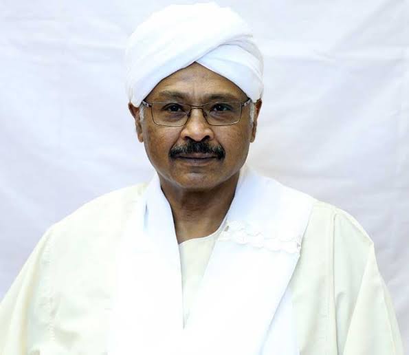 مبارك الفاضل ينصح القوات المسلحة بإنهاء حالة الفراغ وعدم الركون للأجنبي 1 المسار نيوز مبارك الفاضل ينصح القوات المسلحة بإنهاء حالة الفراغ وعدم الركون للأجنبي