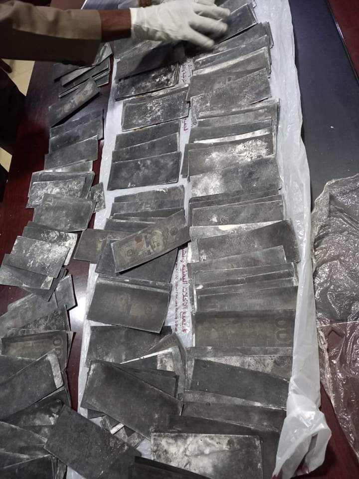 قوات جمارك مطار الخرطوم تحبط تهريب (30) ألف دولار أسود 1 المسار نيوز قوات جمارك مطار الخرطوم تحبط تهريب (30) ألف دولار أسود