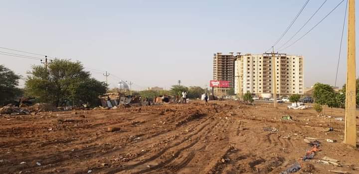 تنفيذ أكبر حملة لإزالة الأنشطة التجارية العشوائية بمنطقة غابة السنط 1 المسار نيوز تنفيذ أكبر حملة لإزالة الأنشطة التجارية العشوائية بمنطقة غابة السنط