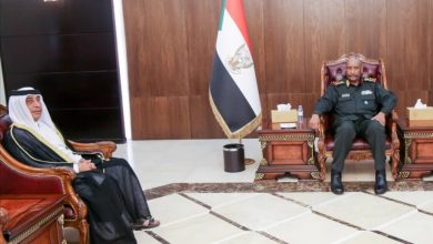 البرهان يمنح السفير القطري وسام النيلين من الطبقة الأولى بمناسبة انتهاء فترة عمله بالبلاد  5 المسار نيوز البرهان يمنح السفير القطري وسام النيلين من الطبقة الأولى بمناسبة انتهاء فترة عمله بالبلاد
