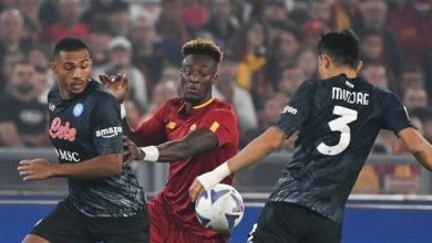 الدوري الإيطالي: نابولي يحلق في الصدارة بعد فوزه على روما 6 المسار نيوز الدوري الإيطالي: نابولي يحلق في الصدارة بعد فوزه على روما