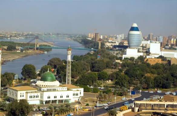 والي الخرطوم يفند شائعة تعليق العمل بمؤسسات الولاية تحسب لتظاهرات (25)من أكتوبر 1 المسار نيوز والي الخرطوم يفند شائعة تعليق العمل بمؤسسات الولاية تحسب لتظاهرات (25)من أكتوبر