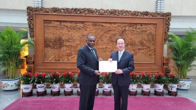 سفيرالسودان الجديد لدى الصين عمرصديق : خُطتِي المقبلة تتمثلُ في تطوير العلاقات الاقتصادية بين البلدين 3 المسار نيوز سفيرالسودان الجديد لدى الصين عمرصديق : خُطتِي المقبلة تتمثلُ في تطوير العلاقات الاقتصادية بين البلدين