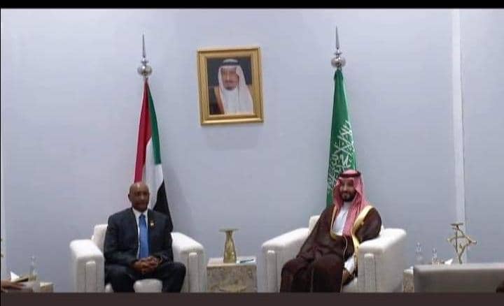 البرهان يلتقي ولي العهد السعودي على هامش قمة المناخ 1 المسار نيوز البرهان يلتقي ولي العهد السعودي على هامش قمة المناخ