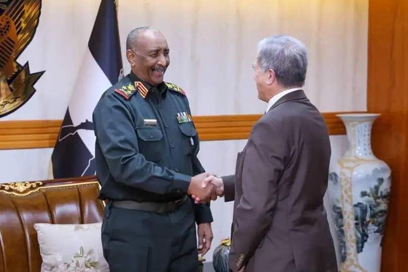 رئيس مجلس السيادة يلتقي المبعوث الفرنسي الخاص للقرن الأفريقي 1 المسار نيوز رئيس مجلس السيادة يلتقي المبعوث الفرنسي الخاص للقرن الأفريقي