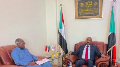 وزير الثروة الحيوانية يلتقي والي جنوب دارفور 6 المسار نيوز وزير الثروة الحيوانية يلتقي والي جنوب دارفور
