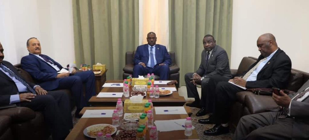 وزير الداخلية بالإمارات لمعالجة الإجراءات الهجرية للسودانيين 1 المسار نيوز وزير الداخلية بالإمارات لمعالجة الإجراءات الهجرية للسودانيين