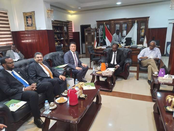 وزير الزراعة يلتقي وفد المنظمة الاسلامية للامن الغذائي 1 المسار نيوز وزير الزراعة يلتقي وفد المنظمة الاسلامية للامن الغذائي