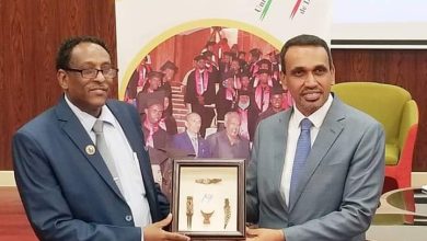 مدير جامعة الخرطوم يرأس إجتماع المجلس الأعلى لجامعات دول "الإيقاد" 6 المسار نيوز مدير جامعة الخرطوم يرأس إجتماع المجلس الأعلى لجامعات دول "الإيقاد"