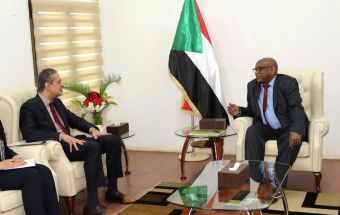 وزير شؤون مجلس الوزراء يلتقي السفير المصري في السودان 2 المسار نيوز وزير شؤون مجلس الوزراء يلتقي السفير المصري في السودان
