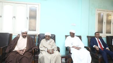 تفاصيل زيارة دقلو لمولانا الميرغني بحضور جعفر والحسن 5 المسار نيوز تفاصيل زيارة دقلو لمولانا الميرغني بحضور جعفر والحسن