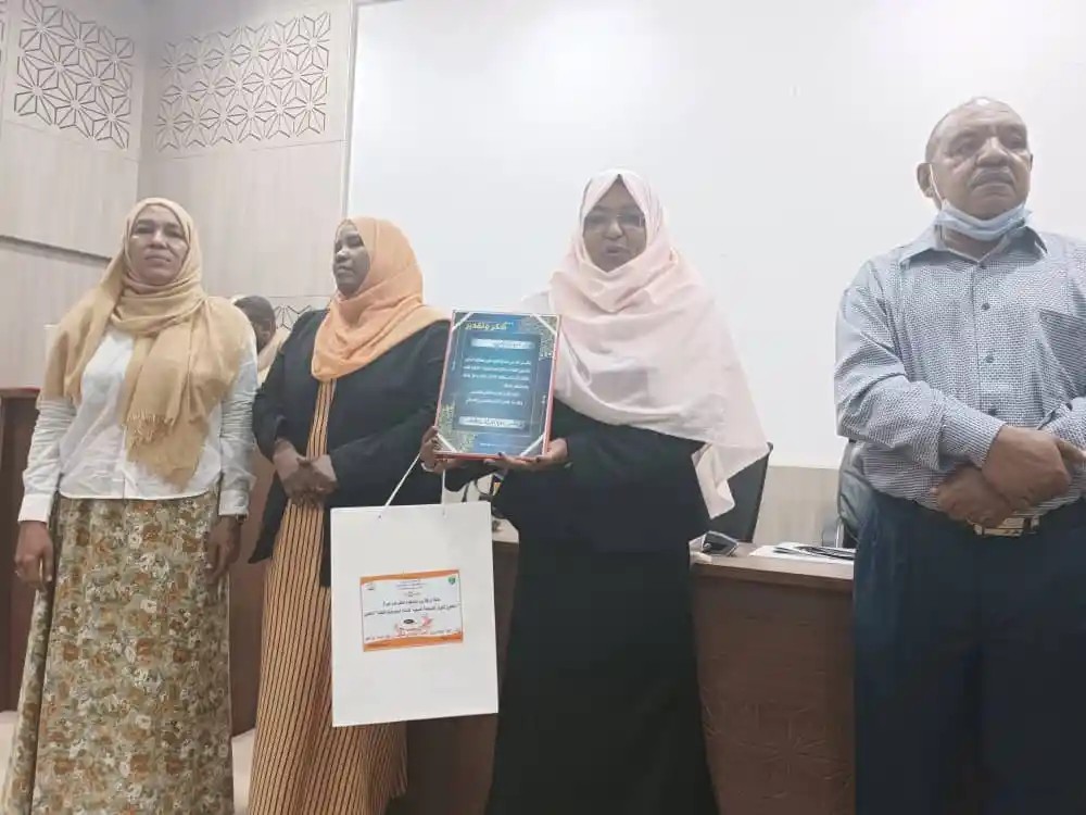 الصحة الخرطوم تكرم عدداً من الرواد والناشطين في مجال مناهضة العنف ضد المرأة 1 المسار نيوز الصحة الخرطوم تكرم عدداً من الرواد والناشطين في مجال مناهضة العنف ضد المرأة