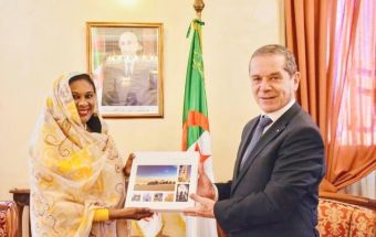 بحث آفاق التعاون بين السودان والجزائرفى مجال الثروة الحيوانية والزراعية 2 المسار نيوز بحث آفاق التعاون بين السودان والجزائرفى مجال الثروة الحيوانية والزراعية