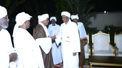 حميدتي يقسم بالثلاثة بتقديم المتورطين في أحداث شرق نيالا للعدالة 3 المسار نيوز حميدتي يقسم بالثلاثة بتقديم المتورطين في أحداث شرق نيالا للعدالة