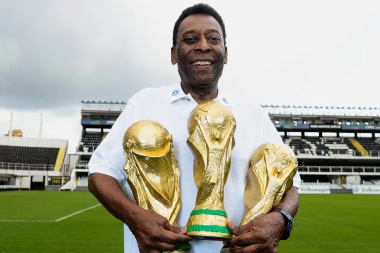 أسطورة البرازيل ونادي سانتوس بيليه و الفائز بكأس العالم ثلاث مرات ، توفي عن 82 عامًا 1 المسار نيوز أسطورة البرازيل ونادي سانتوس بيليه و الفائز بكأس العالم ثلاث مرات ، توفي عن 82 عامًا