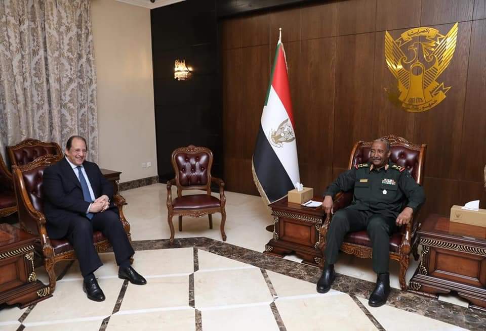 رئيس مجلس السيادة يلتقي رئيس المخابرات المصري 1 المسار نيوز رئيس مجلس السيادة يلتقي رئيس المخابرات المصري