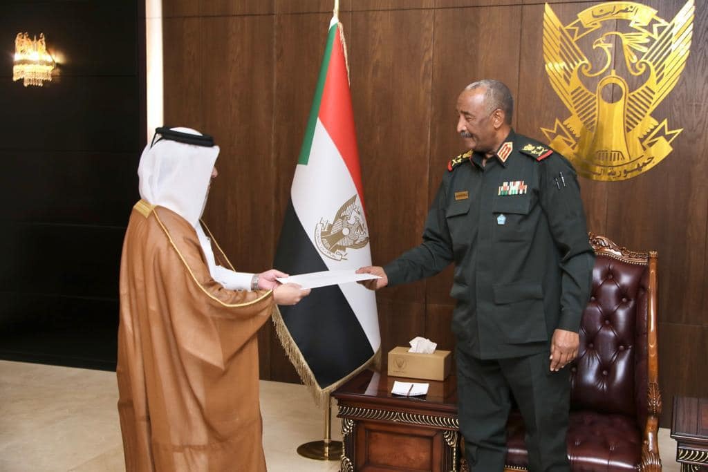 البرهان يتسلم دعوة رسمية للمشاركة في مؤتمر الأمم المتحدة للبلدان الاقل نمواً بالدوحة 1 المسار نيوز البرهان يتسلم دعوة رسمية للمشاركة في مؤتمر الأمم المتحدة للبلدان الاقل نمواً بالدوحة