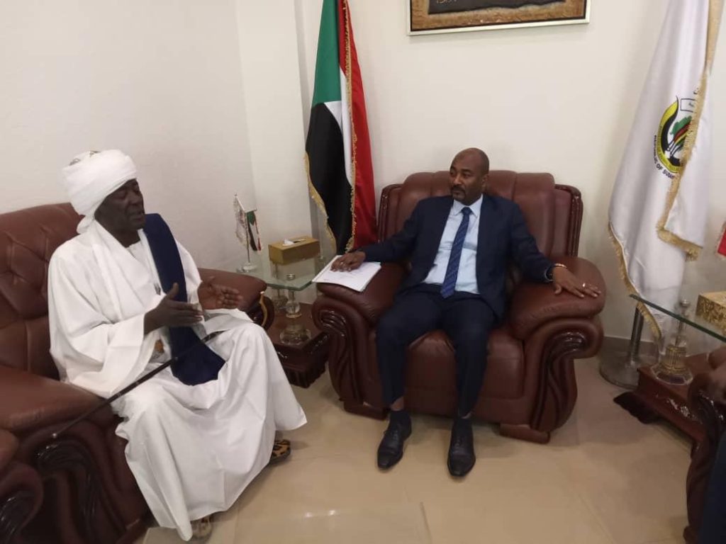 وزير الثروة الحيوانية يكشف عن قيام مستشفي بيطري لتحسن النسل 1 المسار نيوز وزير الثروة الحيوانية يكشف عن قيام مستشفي بيطري لتحسن النسل