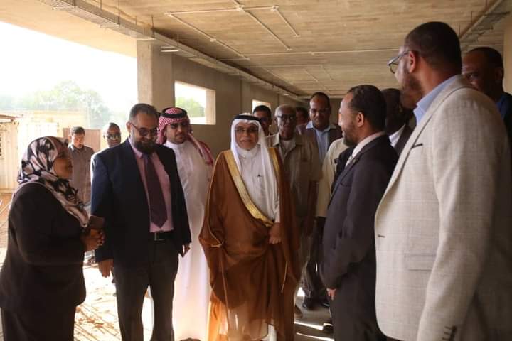 والي الخرطوم ووزير الصحة يتفقدان المقر الجديد لمستشفى مكة بامدرمان 1 المسار نيوز والي الخرطوم ووزير الصحة يتفقدان المقر الجديد لمستشفى مكة بامدرمان