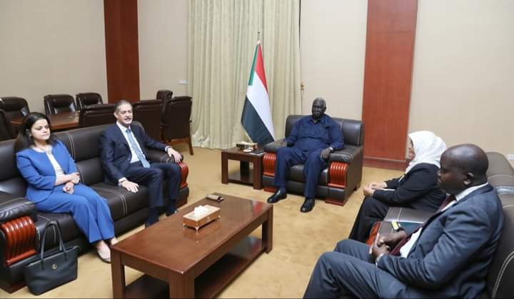 عضو السيادي مالك عقار يلتقي سفير مصر لدى السودان 1 المسار نيوز عضو السيادي مالك عقار يلتقي سفير مصر لدى السودان