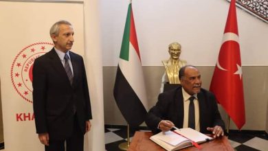 وزير التعليم العالي يزور السفارة التركية معزياً في ضحايا الزلزال 2 المسار نيوز وزير التعليم العالي يزور السفارة التركية معزياً في ضحايا الزلزال