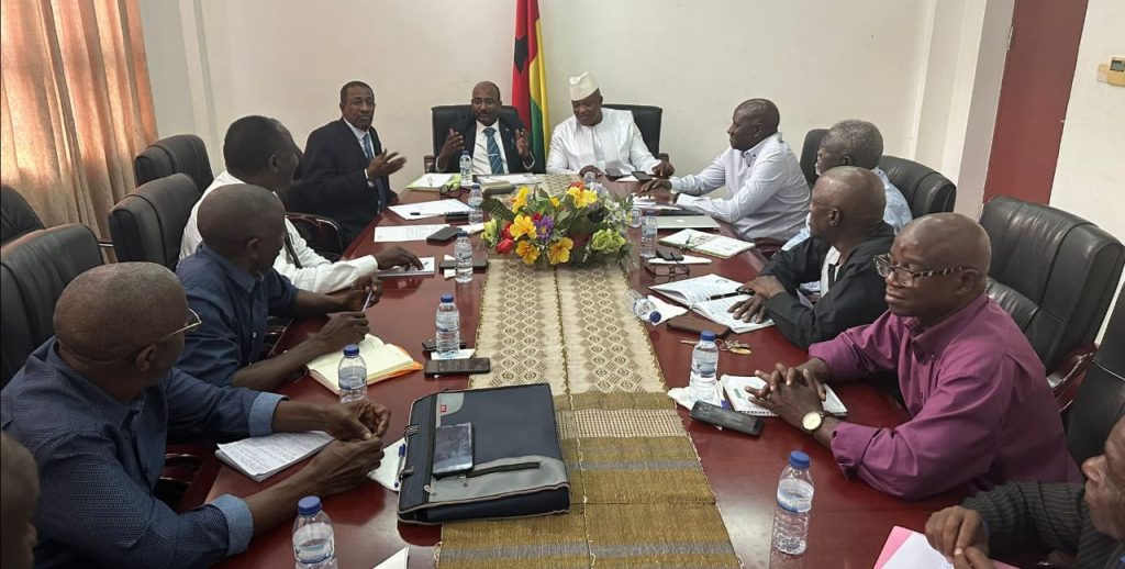 السودان يصدر اول شحنة أدوية بيطرية لدولة غينيا بيساو 1 المسار نيوز السودان يصدر اول شحنة أدوية بيطرية لدولة غينيا بيساو