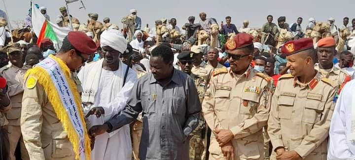 مواطنو "شطاية" يحتفلون بنجاح الموسم الزراعي ويكرمون الدعم السريع 1 المسار نيوز مواطنو "شطاية" يحتفلون بنجاح الموسم الزراعي ويكرمون الدعم السريع