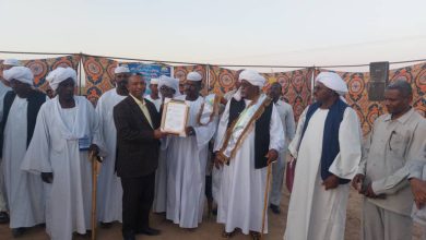 والي نهر النيل يخاطب احتفال صعود فريق الاتبراوي ويثمن مجاهدات ابناء الاتبراوي ويؤكد انحيازه لهم 4 المسار نيوز والي نهر النيل يخاطب احتفال صعود فريق الاتبراوي ويثمن مجاهدات ابناء الاتبراوي ويؤكد انحيازه لهم