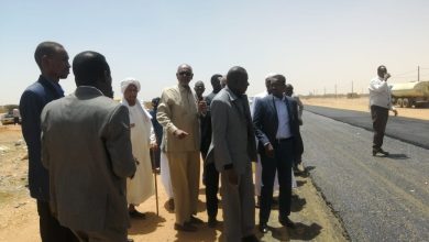 وزير التنمية العمرانية والطرق والجسور يتفقد أعمال صيانة طريق النيل الغربي 3 المسار نيوز وزير التنمية العمرانية والطرق والجسور يتفقد أعمال صيانة طريق النيل الغربي