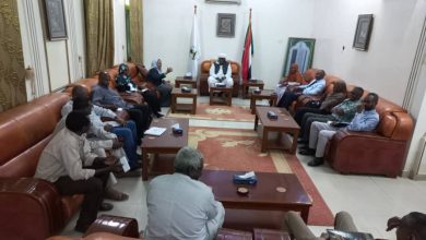 والي نهر النيل يلتقي إدارة المعامل الاتحادية وينادي بتطوير المعامل بالولاية 7 المسار نيوز والي نهر النيل يلتقي إدارة المعامل الاتحادية وينادي بتطوير المعامل بالولاية