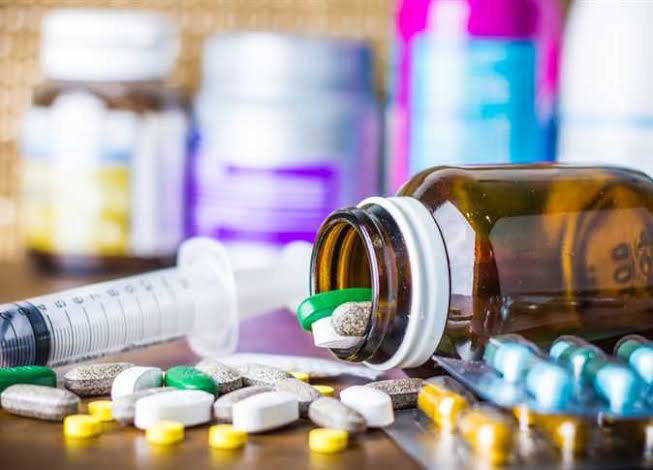 والي الجزيرة يوجه بتوفير كافة المعينات لاستقرار الامداد الدوائي 1 المسار نيوز والي الجزيرة يوجه بتوفير كافة المعينات لاستقرار الامداد الدوائي