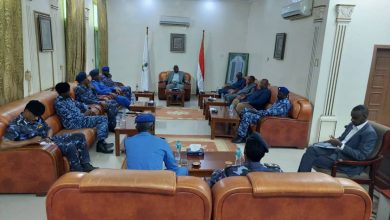 والي نهر النيل يلتقي مدير الإدارة العامة لشرطة التعدين ويؤكد علي اهمية الإدارة ويثمن مجهودات شرطة الولاية في محاربة ومحاصرة التهريب ويشيد باداء الشركة السودانية للموارد المعدنية 5 المسار نيوز والي نهر النيل يلتقي مدير الإدارة العامة لشرطة التعدين ويؤكد علي اهمية الإدارة ويثمن مجهودات شرطة الولاية في محاربة ومحاصرة التهريب ويشيد باداء الشركة السودانية للموارد المعدنية