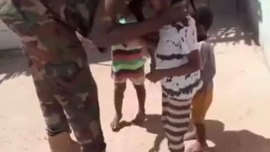 سهير عبد الرحيم تغرِّد : إلى أطفال الشهيد الرائد محمد سونا 6 المسار نيوز سهير عبد الرحيم تغرِّد : إلى أطفال الشهيد الرائد محمد سونا
