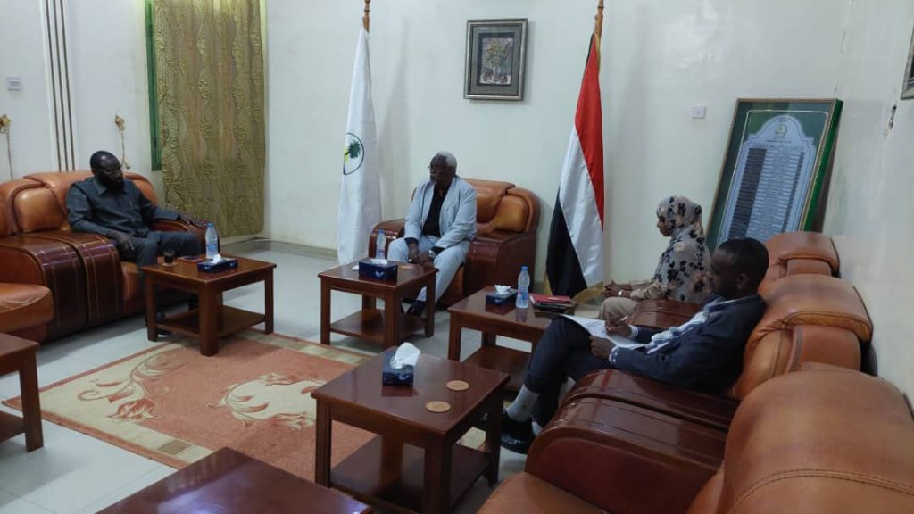 والي نهر النيل يجدد الاشادة بالاداء المميز لديوان الزكاة بالولاية ويمتدح مجهودات وزارة الشؤون الاجتماعية بالولاية في مساندة الوافدين 1 المسار نيوز والي نهر النيل يجدد الاشادة بالاداء المميز لديوان الزكاة بالولاية ويمتدح مجهودات وزارة الشؤون الاجتماعية بالولاية في مساندة الوافدين