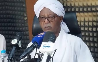 والي الشمالية يصدر قرار بتعيين امين عام للمجلس الأعلى للثروة الحيوانية 2 المسار نيوز والي الشمالية يصدر قرار بتعيين امين عام للمجلس الأعلى للثروة الحيوانية