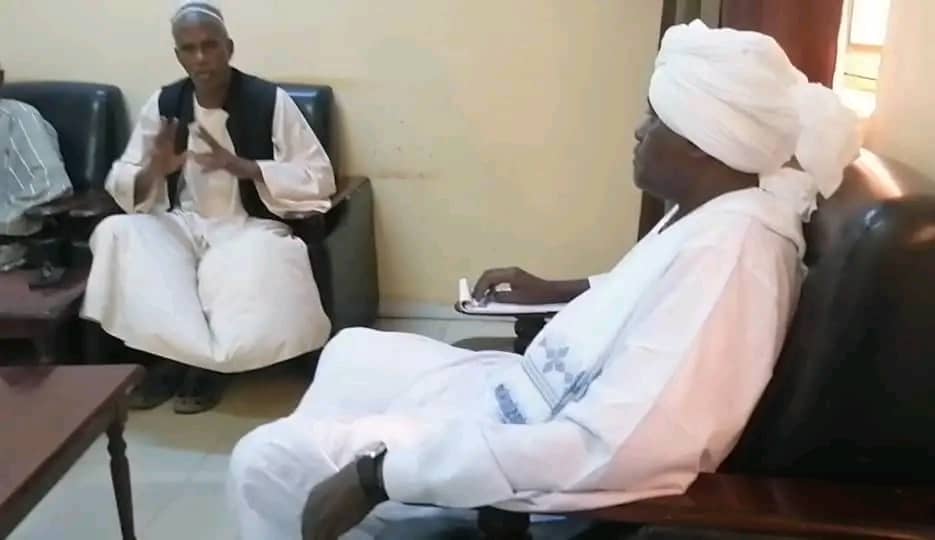 والي الخرطوم يؤكد دعمه لقضايا العاملين في تشغيل محطات المياه 1 المسار نيوز والي الخرطوم يؤكد دعمه لقضايا العاملين في تشغيل محطات المياه