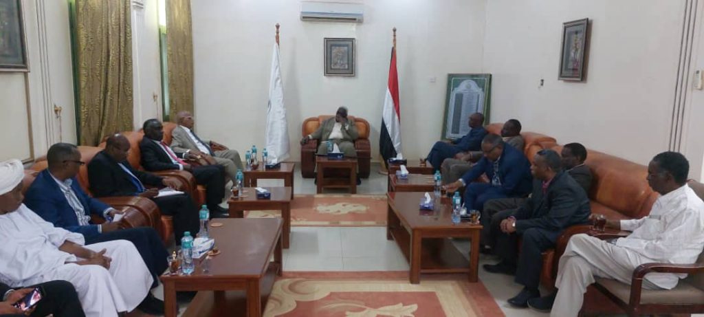 والي نهر النيل يلتقي بقيادات مصرف المزارع التجاري ويثمن مجهودات المصرف والمصرف يعلن عن فتح فروع جديده بالولايه 1 المسار نيوز والي نهر النيل يلتقي بقيادات مصرف المزارع التجاري ويثمن مجهودات المصرف والمصرف يعلن عن فتح فروع جديده بالولايه