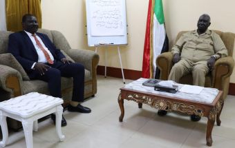 عقار يلتقي رئيس المفوضية القومية لحقوق الانسان 6 المسار نيوز عقار يلتقي رئيس المفوضية القومية لحقوق الانسان